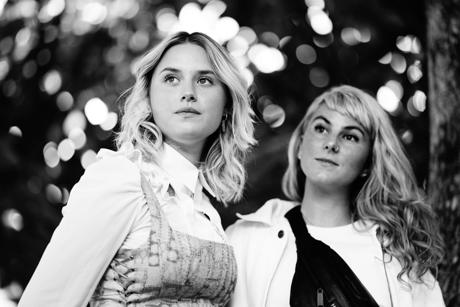 Anna Cazenave Cambet : "Renverser les codes du coming-of-age movie" thumbnail